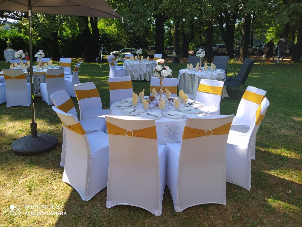 "La Selvetta" Bed And Breakfast Buguggiate Kültér fotó