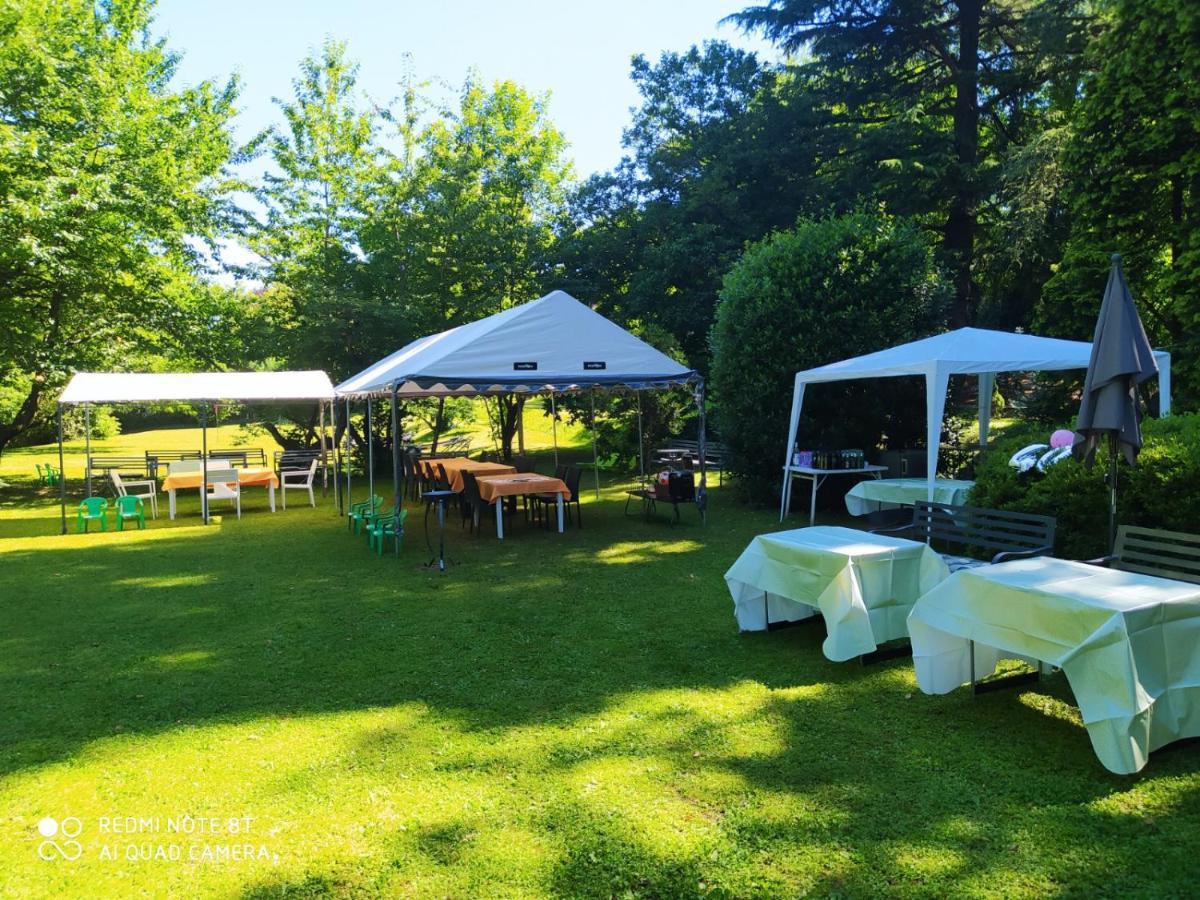 "La Selvetta" Bed And Breakfast Buguggiate Kültér fotó