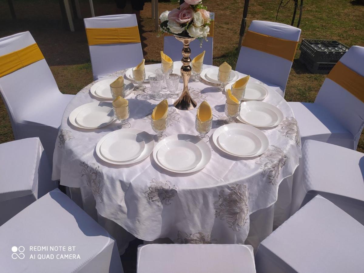 "La Selvetta" Bed And Breakfast Buguggiate Kültér fotó