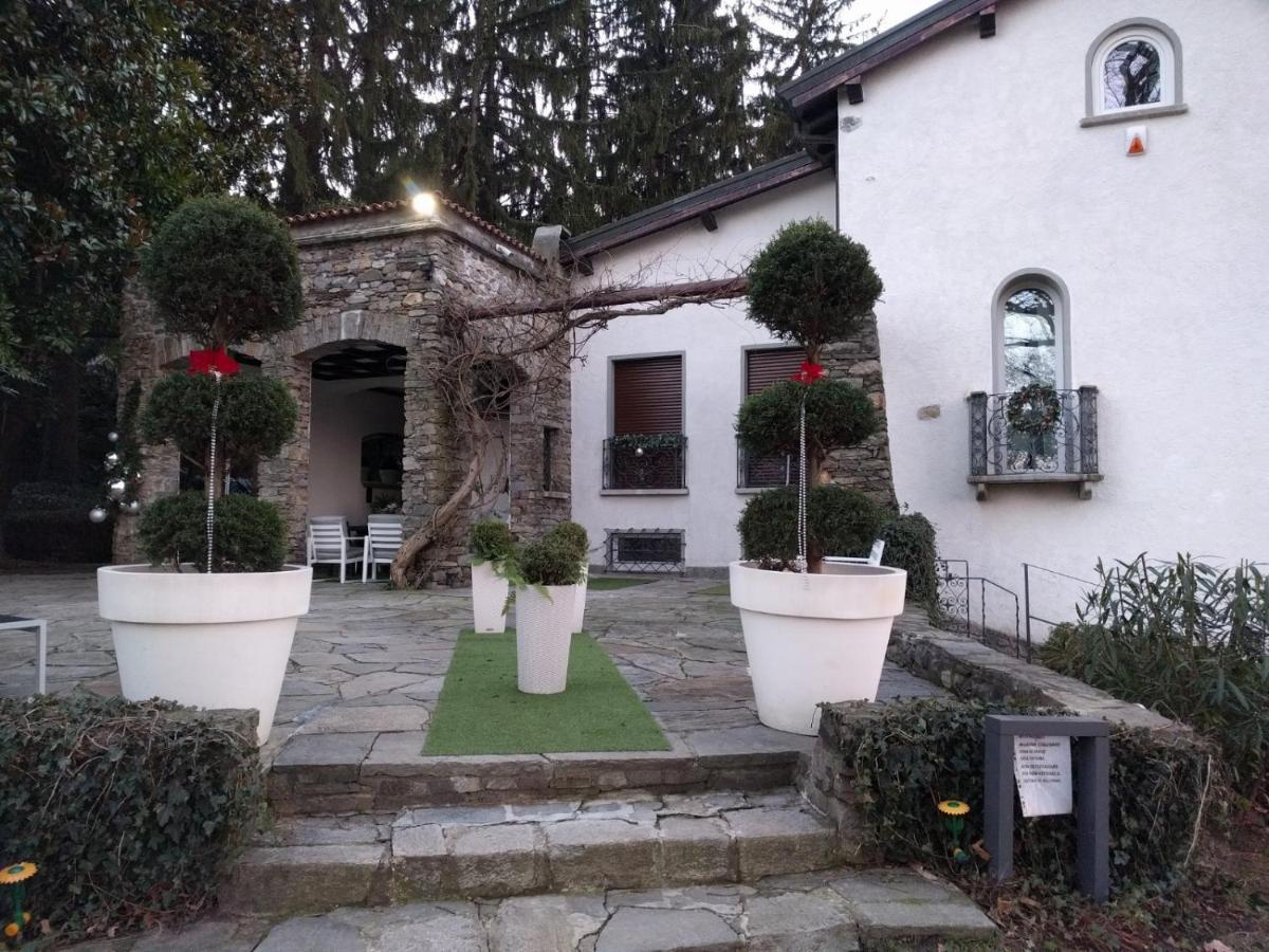 "La Selvetta" Bed And Breakfast Buguggiate Kültér fotó