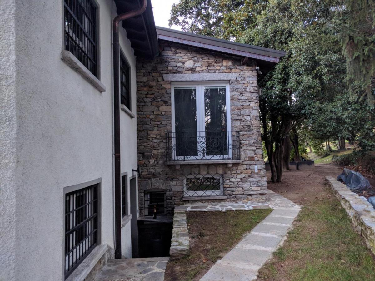 "La Selvetta" Bed And Breakfast Buguggiate Kültér fotó
