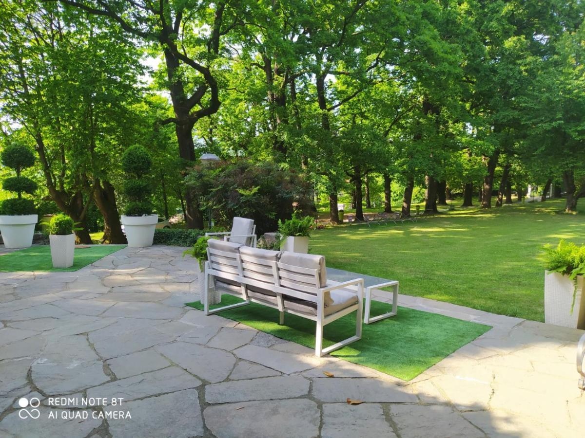 "La Selvetta" Bed And Breakfast Buguggiate Kültér fotó