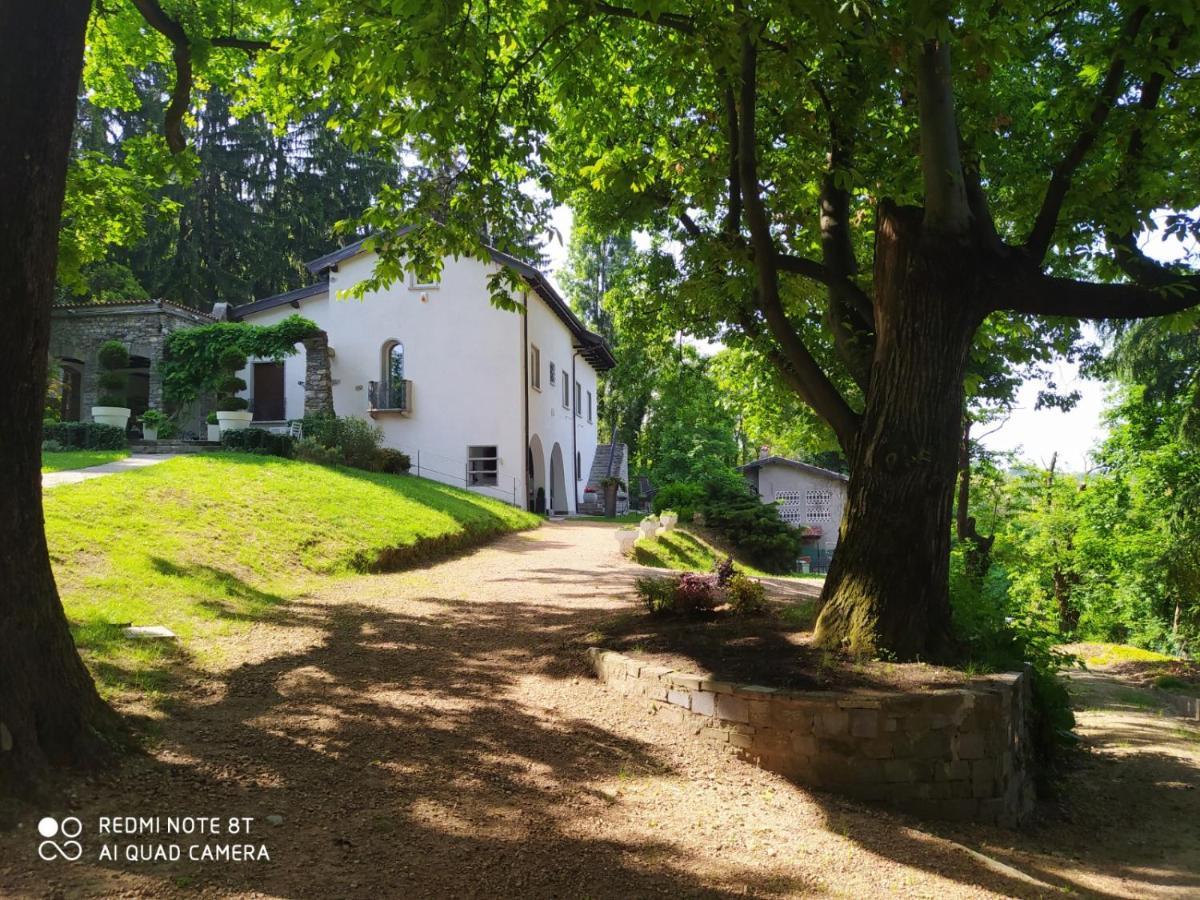 "La Selvetta" Bed And Breakfast Buguggiate Kültér fotó