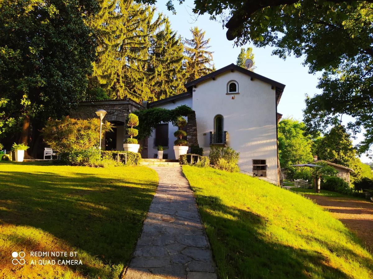 "La Selvetta" Bed And Breakfast Buguggiate Kültér fotó